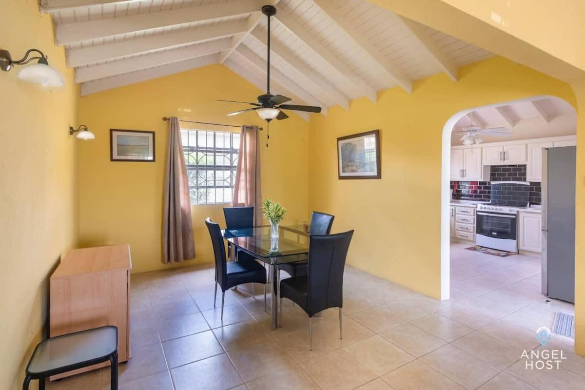 Beachy Cottage I Kitchen I Wi-Fi I Shaded Cabana I Parking Saint Philip Luaran gambar