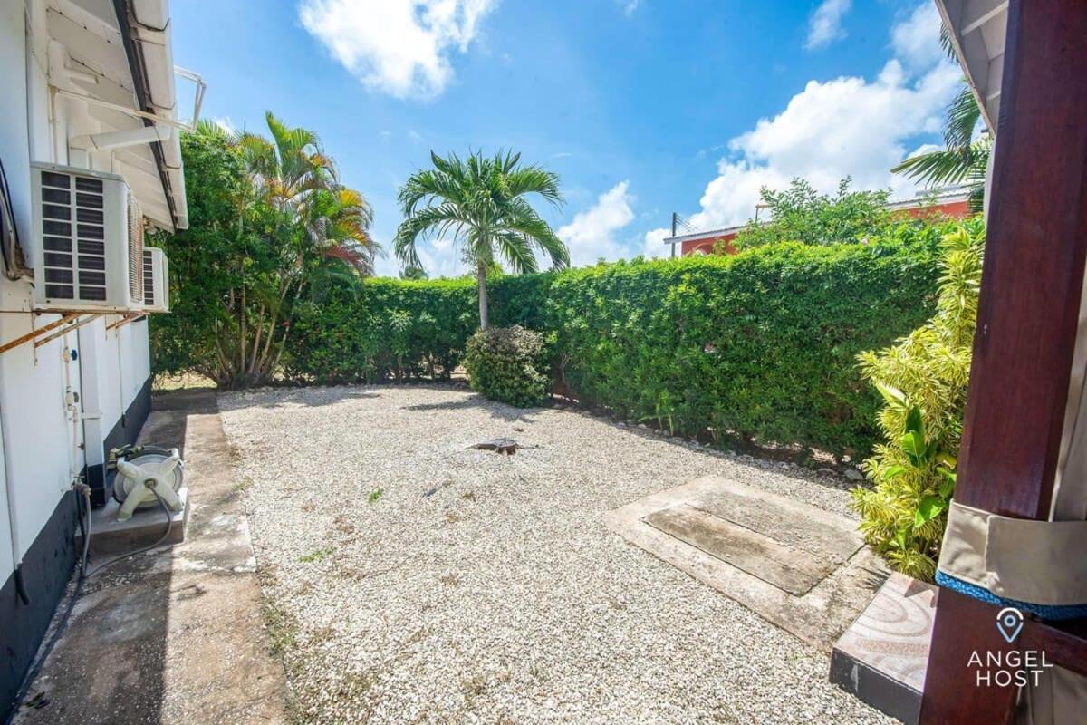 Beachy Cottage I Kitchen I Wi-Fi I Shaded Cabana I Parking Saint Philip Luaran gambar