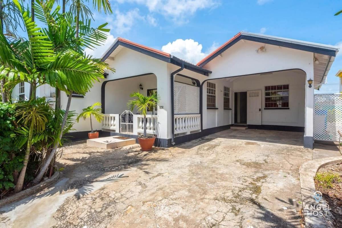 Beachy Cottage I Kitchen I Wi-Fi I Shaded Cabana I Parking Saint Philip Luaran gambar